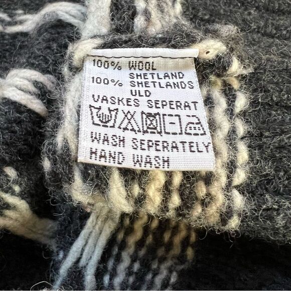 Vintage Shetland Wool Sweater Charcoal Fair Isle Zip Size Medium Apres Ski - Picture 6 of 8